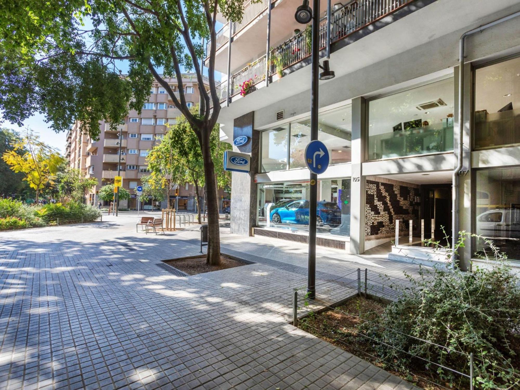 Apartment Eixample Esq Rocafort Diputacio By Interhome Барселона Экстерьер фото